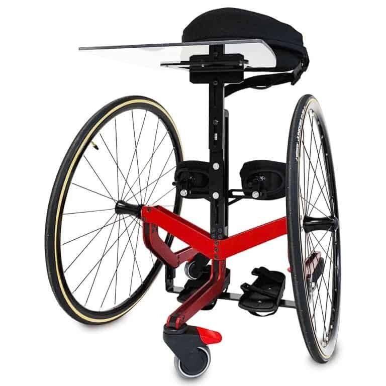 Self-propelled standing frame with wheels for active use